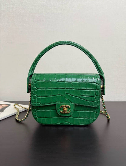 Chanel

 re stokes 

240 dhs🇦🇪🇦🇪🇦🇪

20cm❤️🙋‍♂️

Zain228
♥️♥️♥️