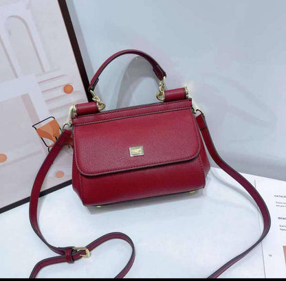D&G
with box
110 dhs🇦🇪🇦🇪

Zain306
♥️♥️♥️