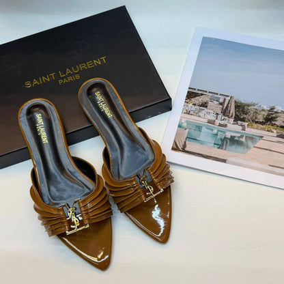 YSL
Size 36to41
75 dhs🌺

Zain236
♥️♥️♥️