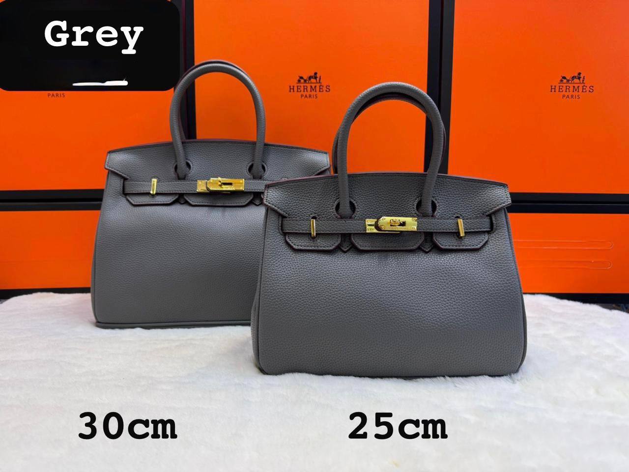 Hermes ʙᴇʀᴋɪɴ. 
sᴏғᴛ ʟᴇᴀᴛʜᴇʀ
sɪᴢᴇ:ᴄʜᴇᴄᴋ!!!
      30ᴄᴍ-105 dhs🪙🌨️
      25ᴄᴍ-95 dhs🪙🌨️

Zain56
♥️♥️♥️