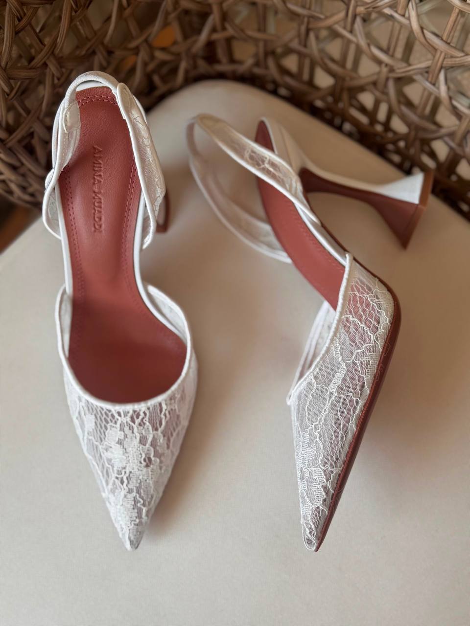 AMINA 🖤
🤩Available new 😍😍
Size: 36 to 41
Super master quality
450 dhs✅

Zain198
♥️♥️♥️