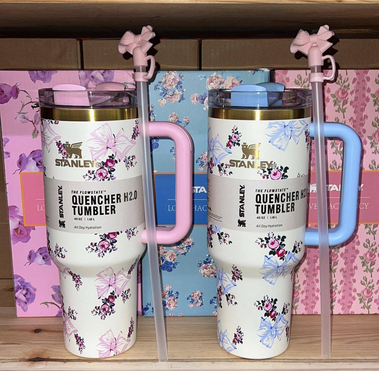 NEW ARRIVAL
STANLEY TUMBLERS
70 dhs❤️

Zain88
♥️♥️♥️