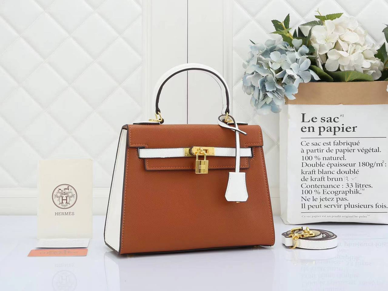 Hermes
100 dhs✅

Zain232
♥️♥️♥️