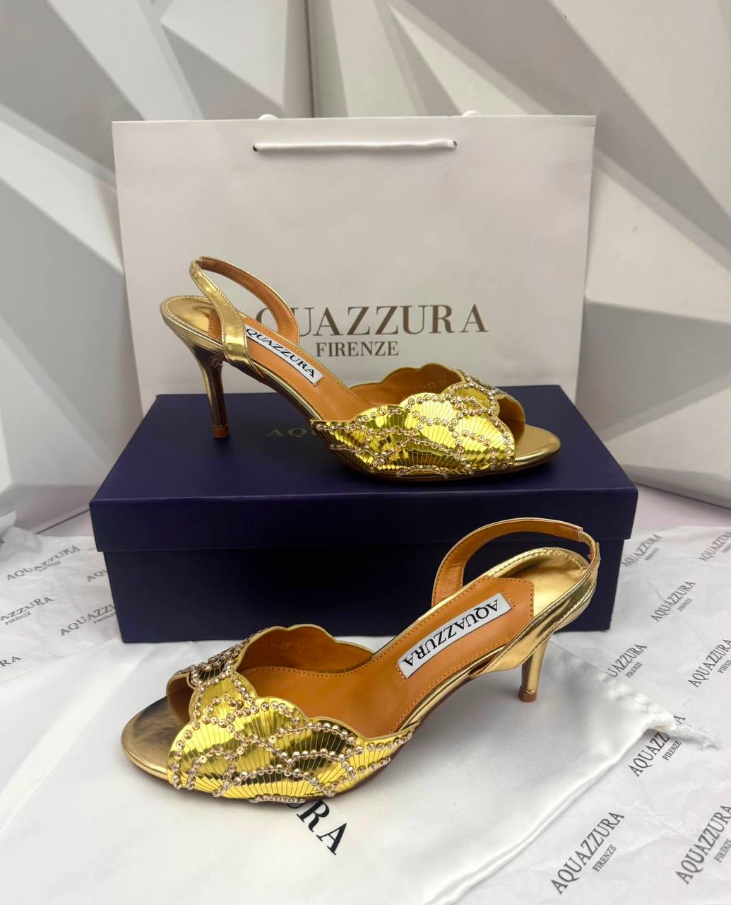AQUAZZURA 
MASTER QUALITY 😍
SIZE 36-41  
260 dhs🇦🇪🇦🇪

Zain88
♥️♥️♥️