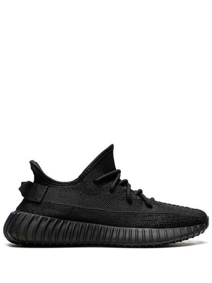 adidas YEEZY Boost 350 V2 "Onyx" 🖤
36-45 AVAILABLE 🤩
170 dhs🇦🇪

Zain242
♥️♥️♥️