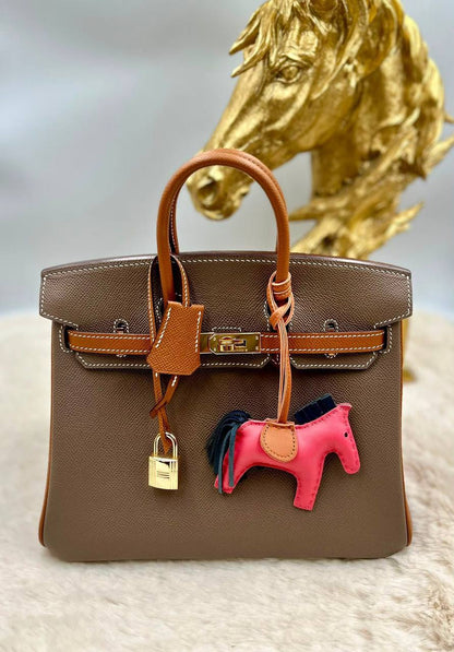 Hermes Birkin
Made of Original/Authentic France Leather
For Price 👇 WhatsApp✅
0568585901 
0507557372
0552275751 Owner Zain 👌

Zain71
♥️♥️♥️