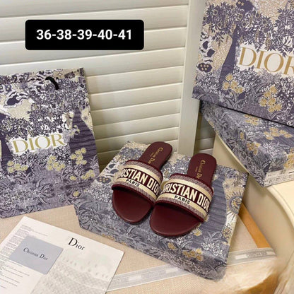 DIOR SLIPPER
GOOD QUALITY
65 dhs🪙🌺
offer
Limit Stock

Zain40
♥️♥️♥️