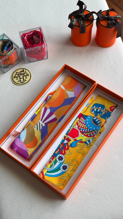 Hermes 
*Twilly Scarf* 
*With orginal packing*  🎁
250 dhs🇦🇪🇦🇪
*VIP QUALITY*

Zain280
♥️♥️♥️