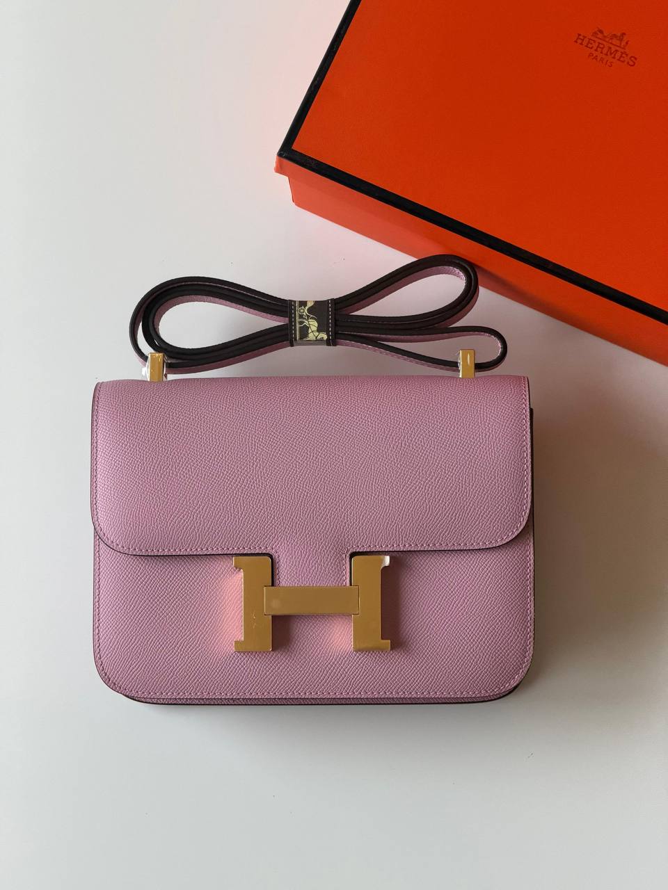 Hermes
constance 23cm superMaster quality ✅with box📦
510 dhs✅

Zain51
♥️♥️♥️