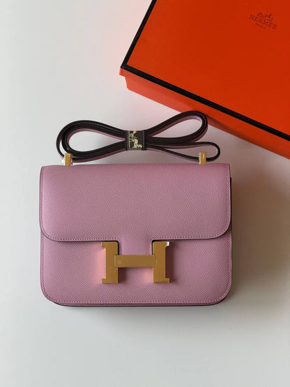 Hermes
constance 23cm superMaster quality ✅with box📦
510 dhs✅

Zain51
♥️♥️♥️