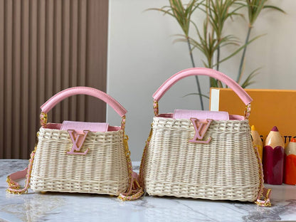 LV
Master
Big 480 dhs✅
small 460 dhs✅🥰🥰

Zain228
♥️♥️♥️