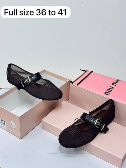 Miu Miu

💯high quality
105 dhs✅

Zain21
♥️♥️♥️
