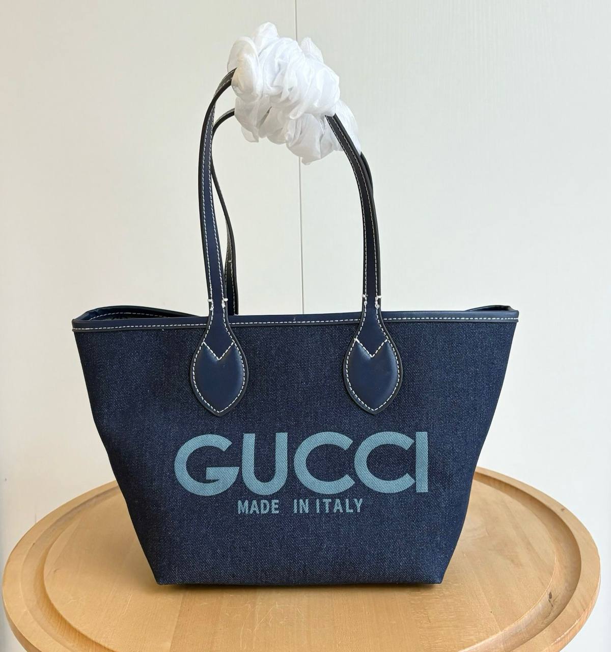 GUCCI 
COPY ONE NEW CAME SMALL  SIZE 
150 dhs❤️

Zain39
♥️♥️♥️