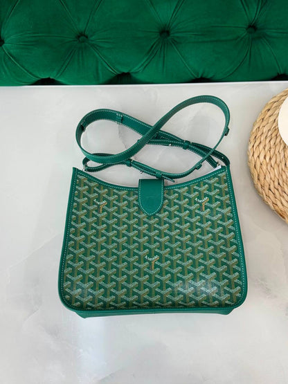 Goyard  ✨💥
Available original box 📦 
With full packing 🎀🎀
Super high quality 💥💥
For Price 👇 WhatsApp✅
0568585901 
0507557372
0552275751 Owner Zain 👌

Zain283
♥️♥️♥️