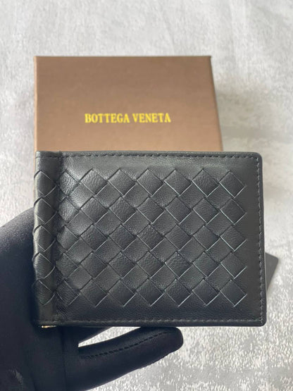 😇*BOTTEGA VENETA*😇
*wallet*
*Master quality*
250 dhs🪙🖤

Zain179
♥️♥️♥️