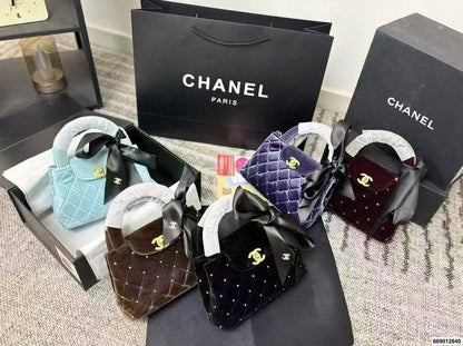 Chanel 
Master
270 dhs🪙🌨️

#20cm
#with box❤️🙋‍♂️
🎁🎁🎁

Zain228
♥️♥️♥️