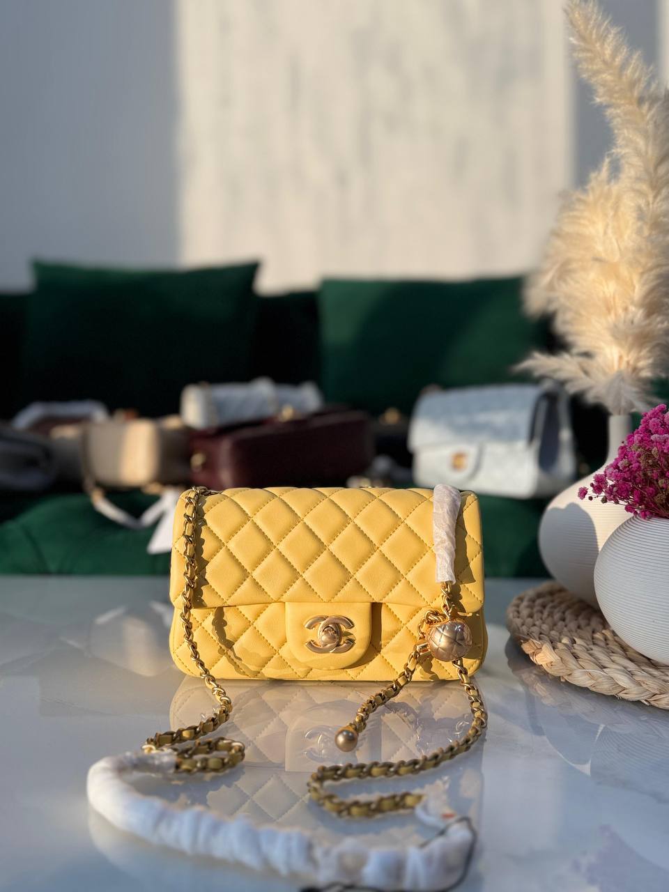 Chanel  ✨💥
Available original box 📦 
With full packing 🎀🎀
Super high quality 💥💥
For Price 👇 WhatsApp✅
0568585901 
0507557372
0552275751 Owner Zain 👌

Zain283
♥️♥️♥️