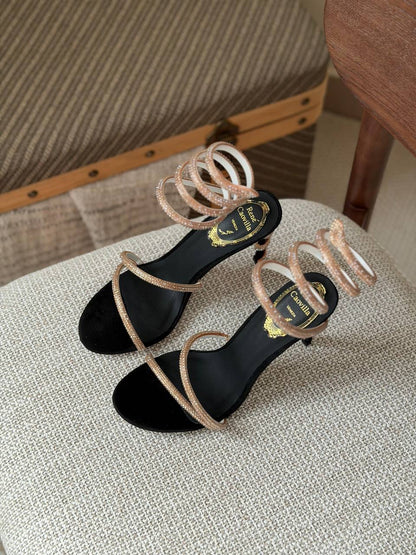 RENE CAOVILLA
Size: 36 to 41
Super master quality 
500 dhs🇦🇪

Zain198
♥️♥️♥️