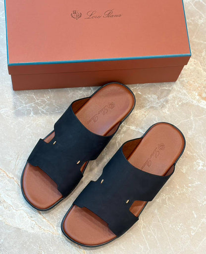 Loro piana 
slippers for men master quality 
290 dhs🌺
size available (40to46) 6to12

Zain59
♥️♥️♥️