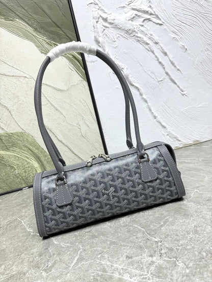 goyard
Master🌺🌺
30cm🫶🏼🫶🏼 
250 dhs✅

Zain297
♥️♥️♥️