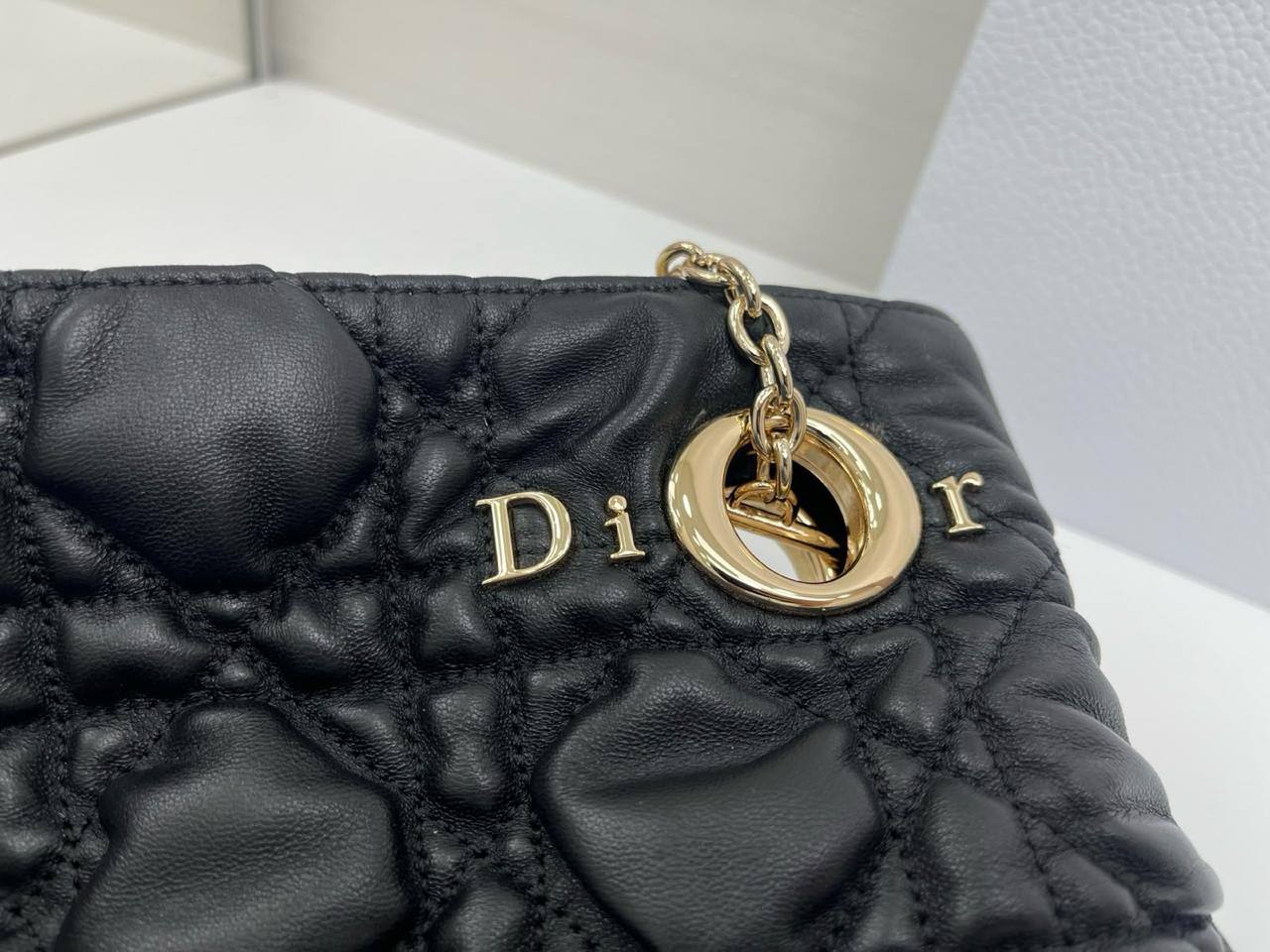 DIOR 
NEW DESIGN  

GOOD QUALITY 

110 DHS🇦🇪🇦🇪🇦🇪

Zain17
♥️♥️♥️