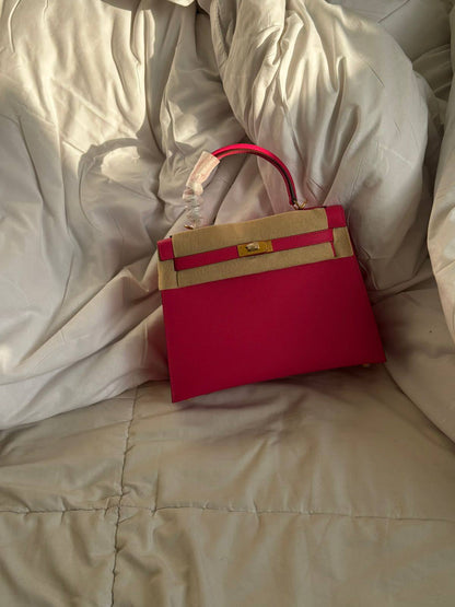 HERMES
KELLY 25 👌🏻
HANDMADE ✅
For Price 👇 WTSP Text Zain 0568585901

ZainShop
♥️♥️♥️