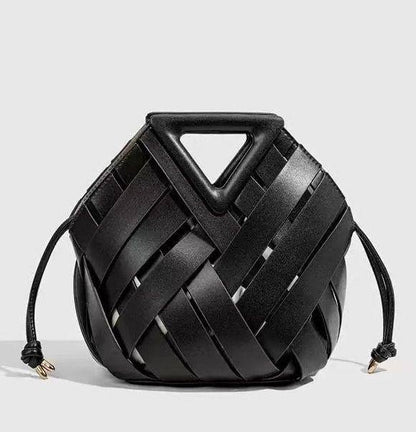 BOTTEGA RESTOCK HIGH QUALITY 
120 dhs🇦🇪🇦🇪

Zain295
♥️♥️♥️