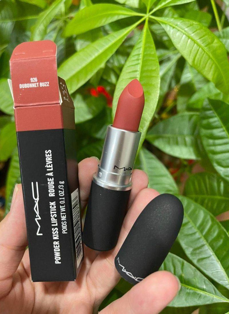 MAC LIPSTICK
20 dhs✅

Zain01
♥️♥️♥️