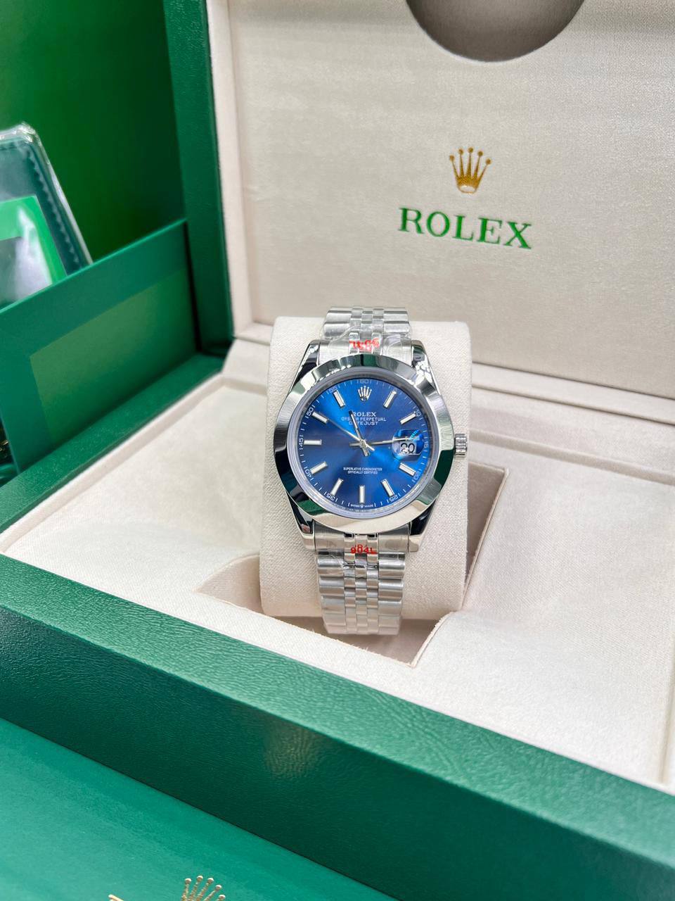 Rolex
High Quality
180 dhs✅

Zain85
♥️♥️♥️
