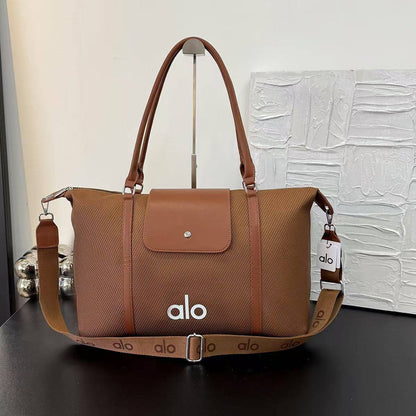 ALO ʏᴏɢᴀ sᴘᴏʀᴛs ᴡᴇᴀʀ
sʜᴏᴜʟᴅᴇʀ ᴄʀᴏssʙᴏᴅʏ ʙᴀɢ
Travel Bag Design
ᴅᴇɴɪᴍ & ʟᴇᴀᴛʜᴇʀ ᴍᴀᴛᴇʀɪᴀʟ
sɪᴢᴇ : 46 cm

75 dhs✅

Zain31
♥️♥️♥️