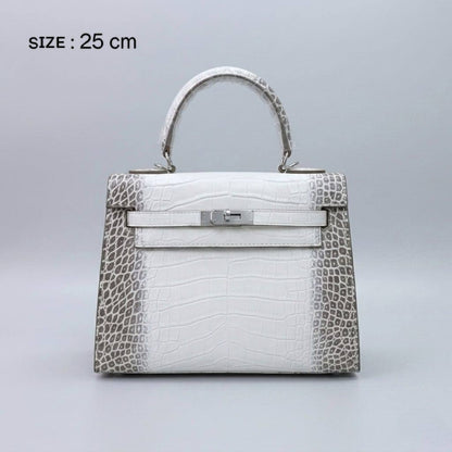 HERMES ᴋᴇʟʟʏ
ᴄʀᴏᴄᴏᴅɪʟᴇ ʟᴇᴀᴛʜᴇʀ
sɪʟᴠᴇʀ ʜᴀʀᴅᴡᴀʀᴇ
ᴡɪᴛʜ ʟᴏɴɢ ʙᴇʟᴛ sᴛʀᴀᴘ
sɪᴢᴇ : 25 cm
ᴡɪᴛʜ BOX
🎁🎁🎁

110 dhs✅

Zain31
♥️♥️♥️
