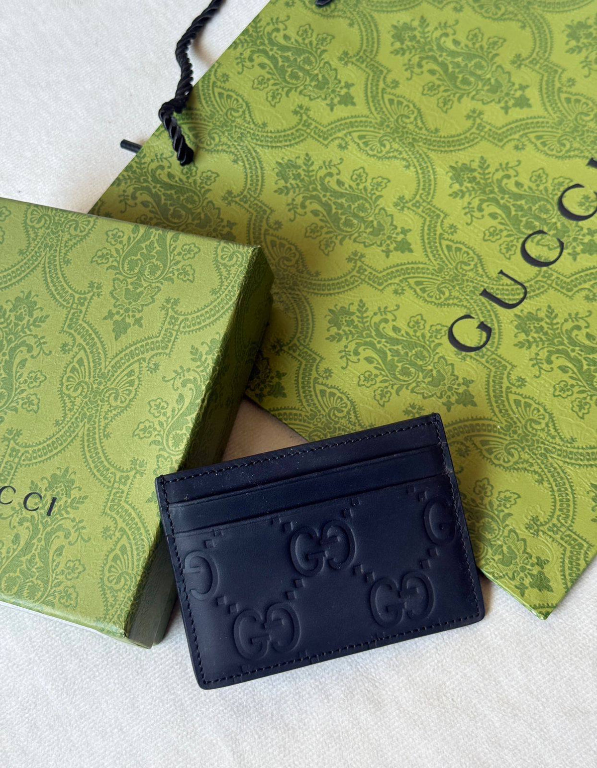 Guccl 

Card holder💝

 💝Super Master

250 dhs🇦🇪🇦🇪

Zain275
♥️♥️♥️