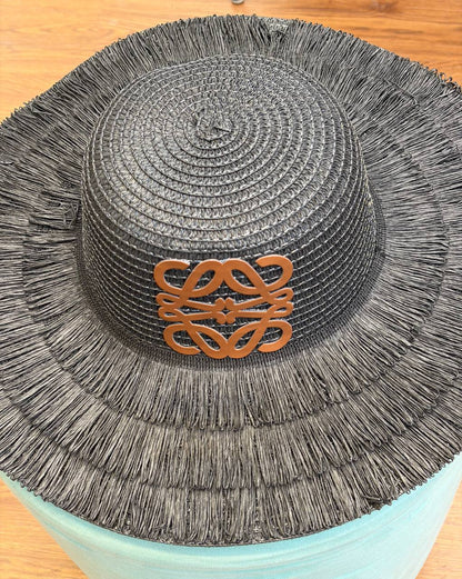 LOEWE HATS


260 dhs🇦🇪🇦🇪


Zain328
♥️♥️♥️