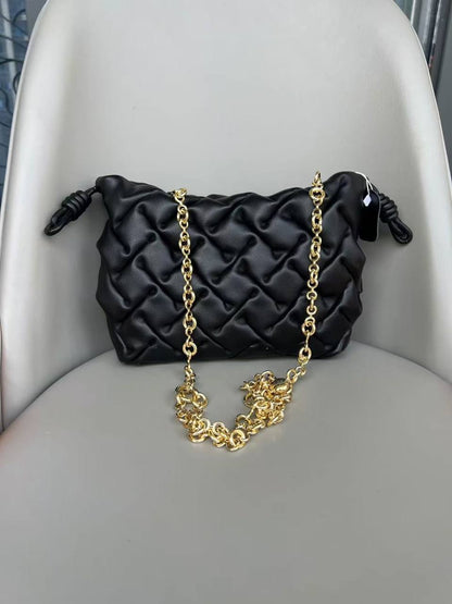 Loewe 
Master❣️❣️
320 dhs🇦🇪🇦🇪
#24cm🥰🥰

Zain228
♥️♥️♥️