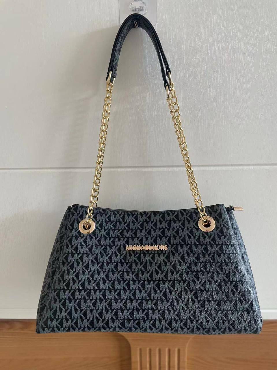 MK 
90 dhs🌺
Good Quality

Zain90
♥️♥️♥️