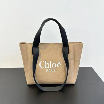 Chloe
Tote bag  

75 dhs🪙🖤

Zain253
♥️♥️♥️