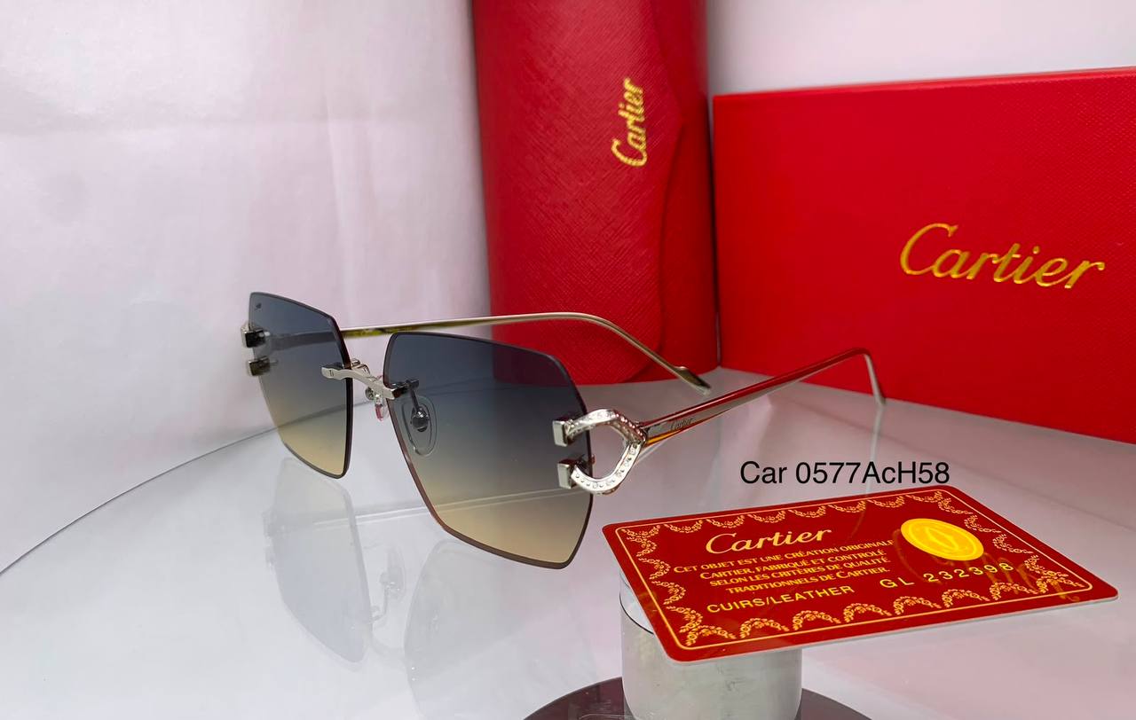 Ladies sunglasses 

super master quality 

160 dhs🇦🇪

Zain126
♥️♥️♥️