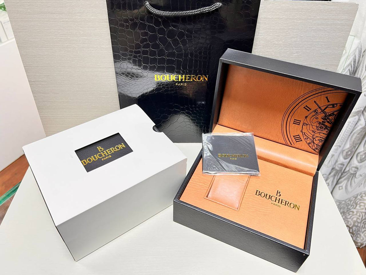 Watch Boxes
with Card & paper bag
40 dhs👑

Zain85
♥️♥️♥️