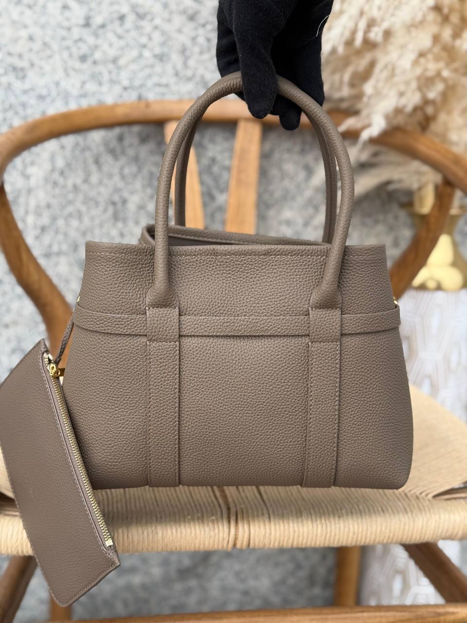 LORO PIANA
26cm
380 dhs🪙🌨️
Top quality

Zain167
♥️♥️♥️