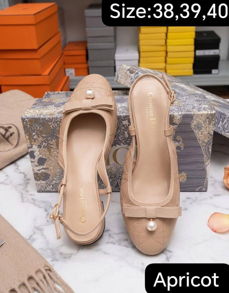 Dior
GOOD QUALITY 
80 dhs✅

Zain40
♥️♥️♥️