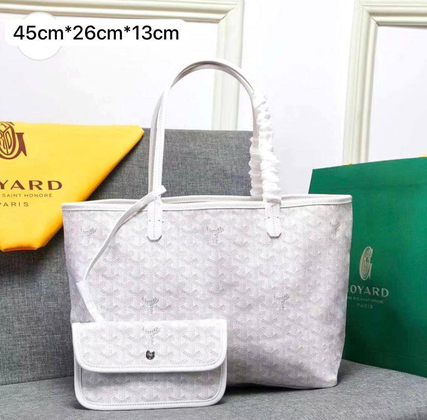 Goyard 
45cm*26cm*13cm
95 dhs✅

with box
🎁🎁🎁

Zain72
♥️♥️♥️