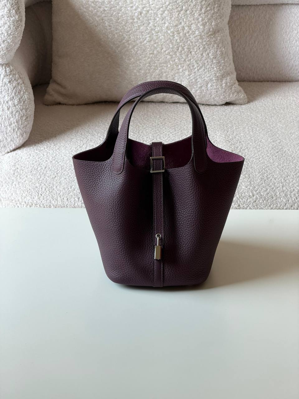 Hermes
picotin 18cm💥Master quality ✅with box📦
340 dhs🇦🇪

Zain52
♥️♥️♥️