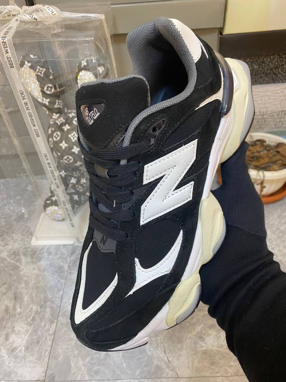 New Balance 9060
Pink 36-41
Other color 36-45
On Discount Now 🤩
210 dhs🇦🇪🇦🇪

Zain242
♥️♥️♥️