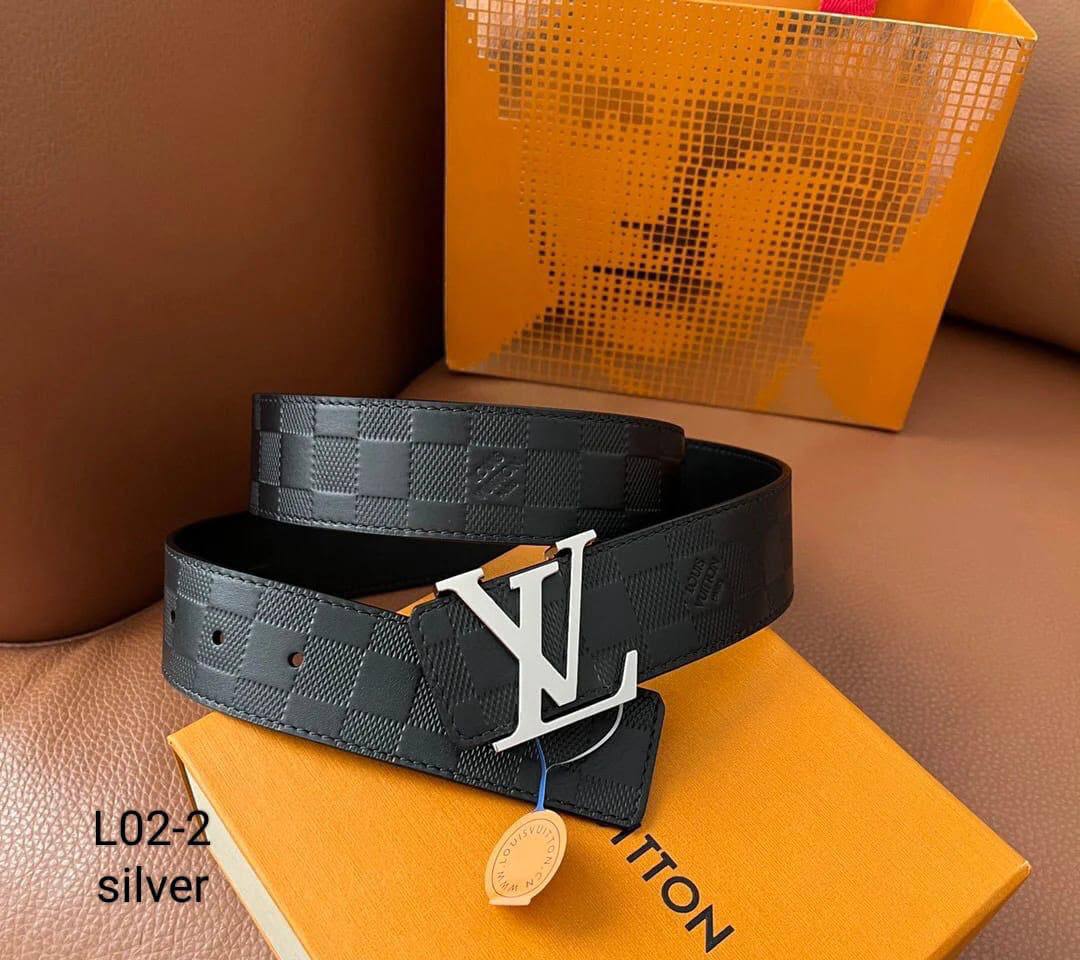NEW CAME
MAN BELTS 
GOOD QUALITY 🥰
35 dhs🇦🇪🇦🇪
WITH BOX
SIZE: 105,110,115,120,125

Zain40
♥️♥️♥️
