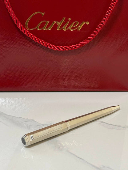 *CARTIER*✍️
*PEN*
*Super Master Quality*💯
*New available*🗽

For Price 👇 WhatsApp✅
0568585901 
0507557372
0552275751 Owner Zain 👌

Zain20
♥️♥️♥️