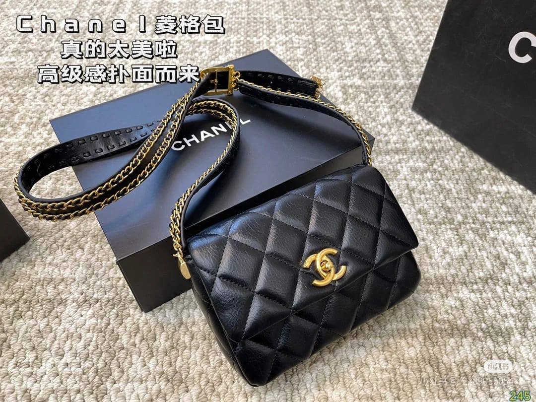 Chanel - Hermes -  Master
For Price 👇 WTSP Text Zain 0568585901

Zain10
♥️♥️♥️