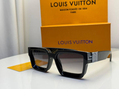 Sunglasses
65 dhs✅

Zain182
♥️♥️♥️