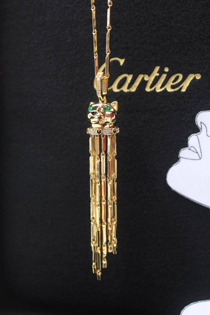 Cartier ❤️
PANTHÈRE DE CARTIER  
Necklace & earring 
💎💎💎💎💎
↗️ *# Master Quality ®️*
*340 dhs🌺* with *Good* Box
*375 dhs🌺* with *Orignal* Box

Zain106
♥️♥️♥️