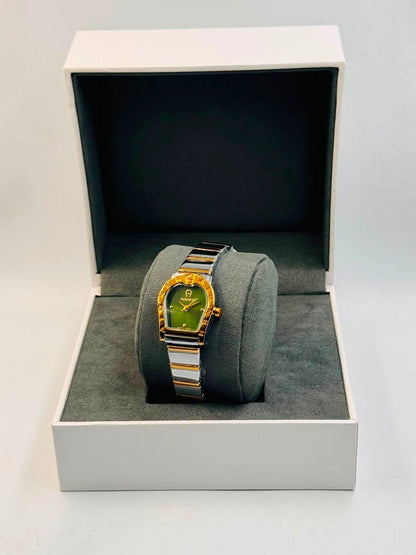 Aigner Ladies
*New arrival*🔥
55 dhs✅

Zain08
♥️♥️♥️
