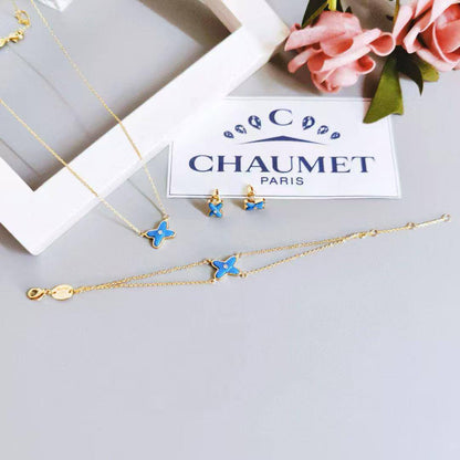 CHAUMET SET❤️‍🔥*
Necklace 🐦‍🔥
Earring🍁
Bracelet ✨
Master quality 💯
With normal boxes 📦 
130 dhs❣️
With master box 🗃️ 
220 dhs❣️

Zain216
♥️♥️♥️